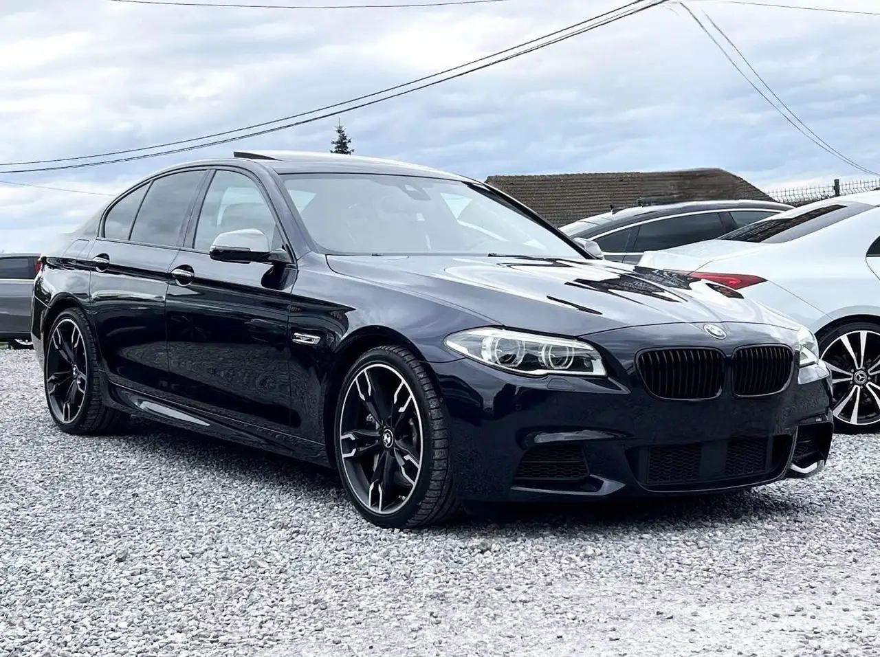 BMW M550