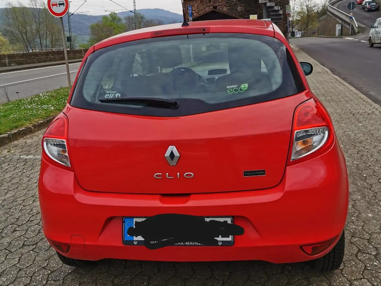 Renault Clio Clio 1.2 16V 75 Collection Rot - 2