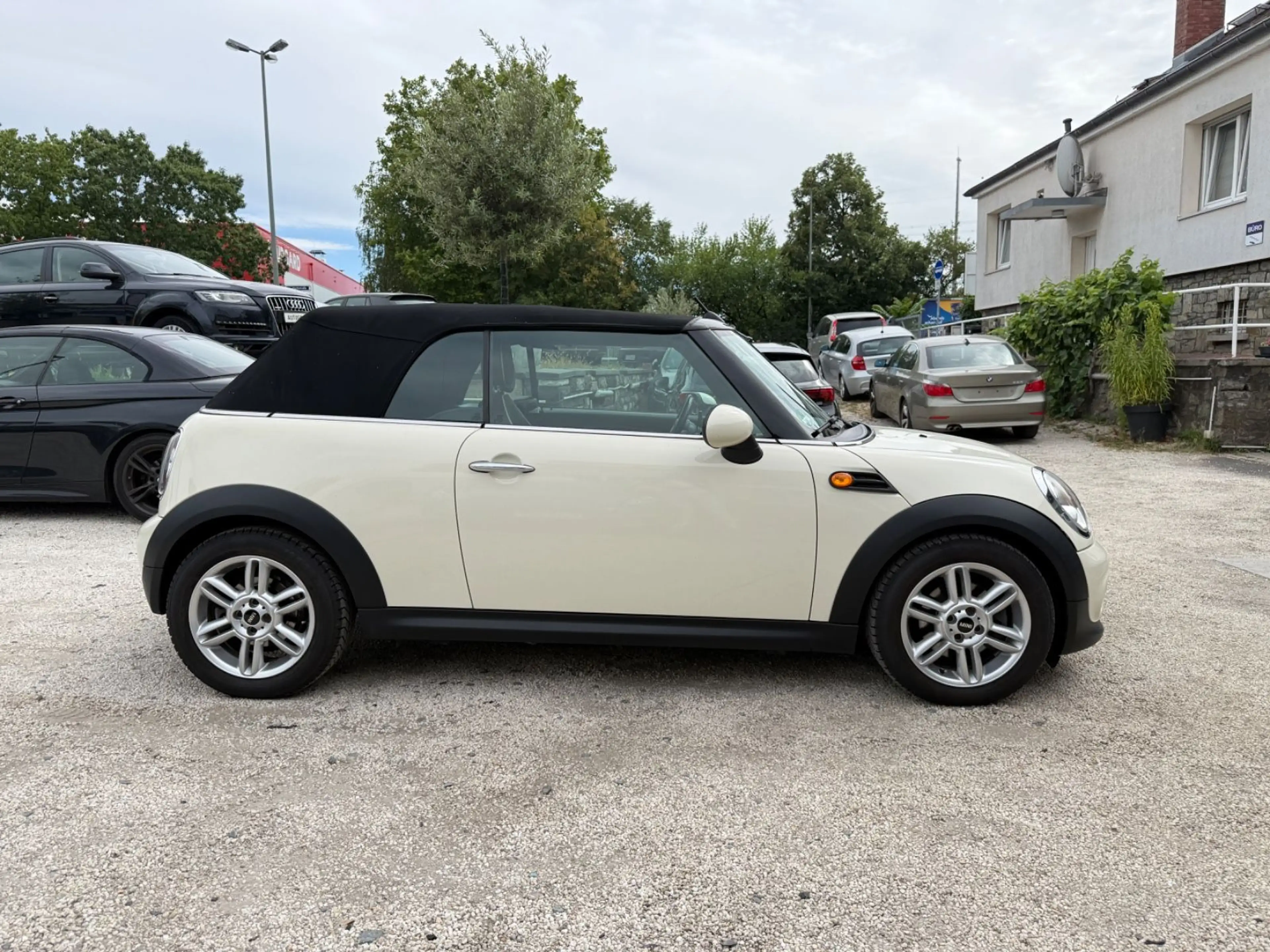 MINI Cooper D Cabrio 2.Hand-Leder-PDC.! — photo 3