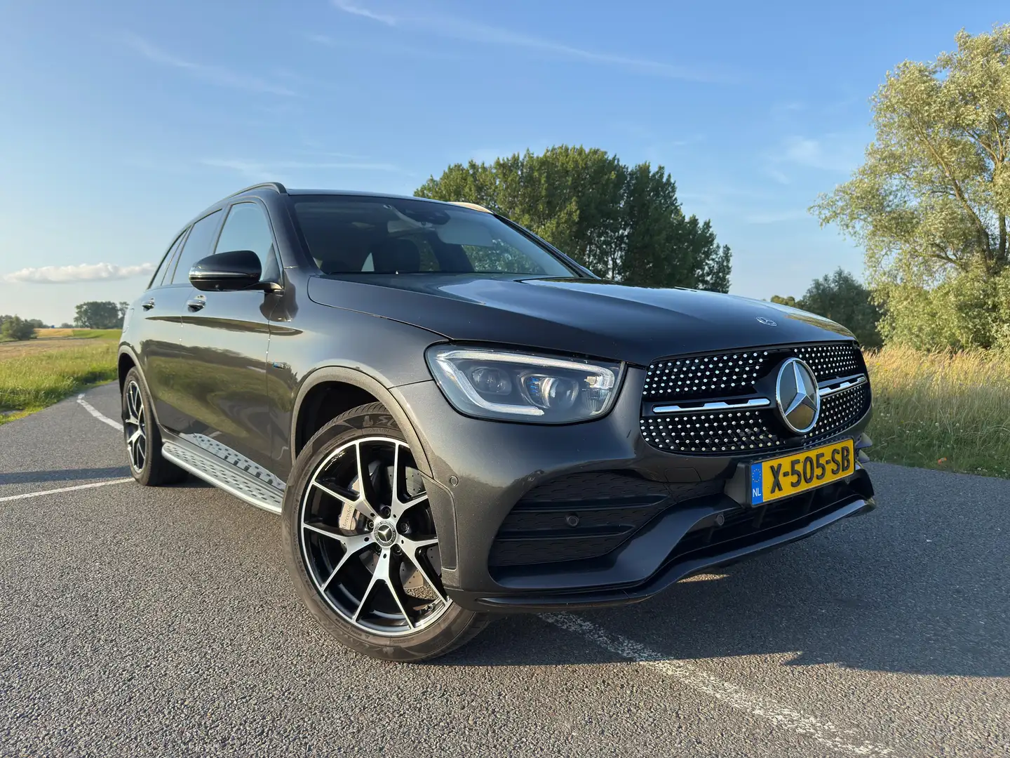 Mercedes-Benz GLC 300 300e 4M. Pr. Plus Grijs - 1