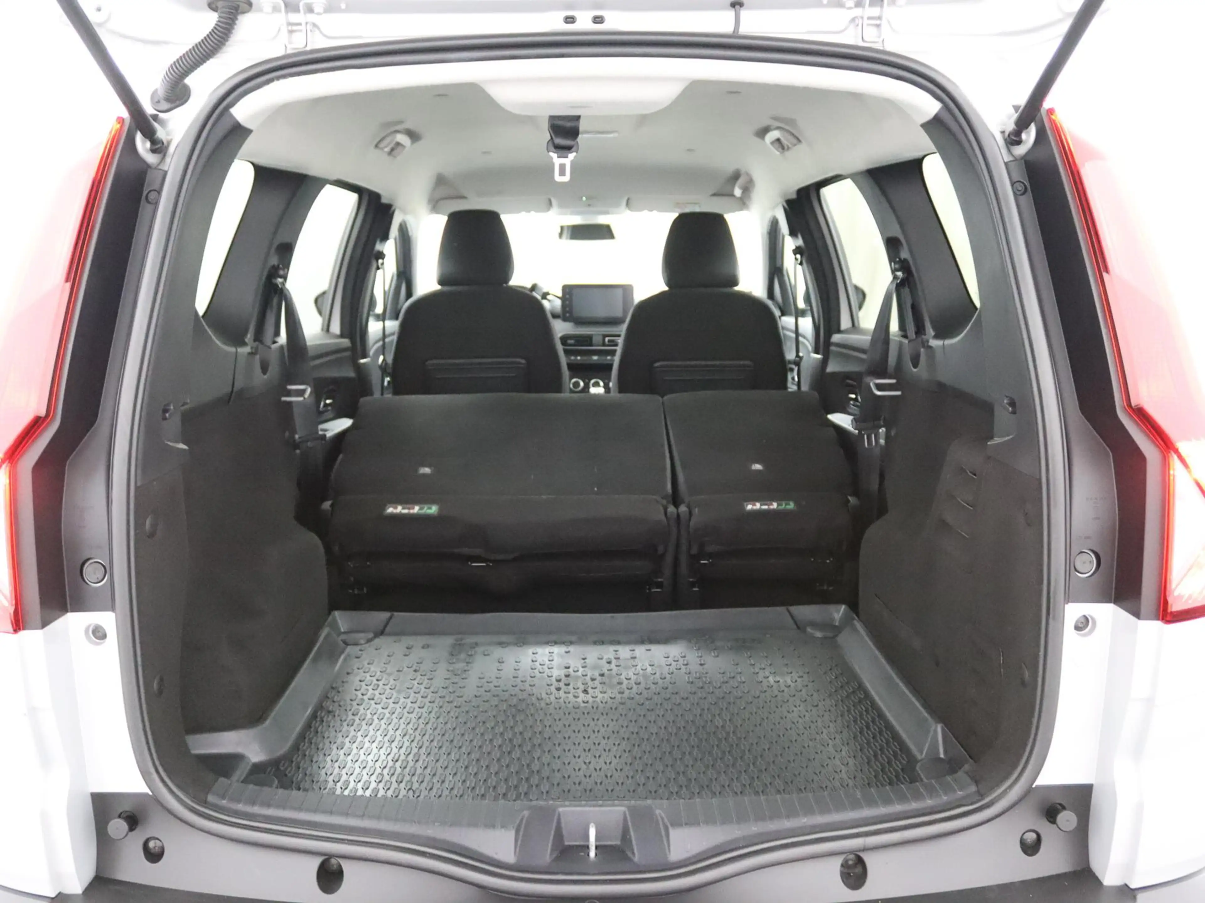 Dacia Jogger TCe 90 Extreme 5p. | Trekhaak | Parkeercamera | — photo 11