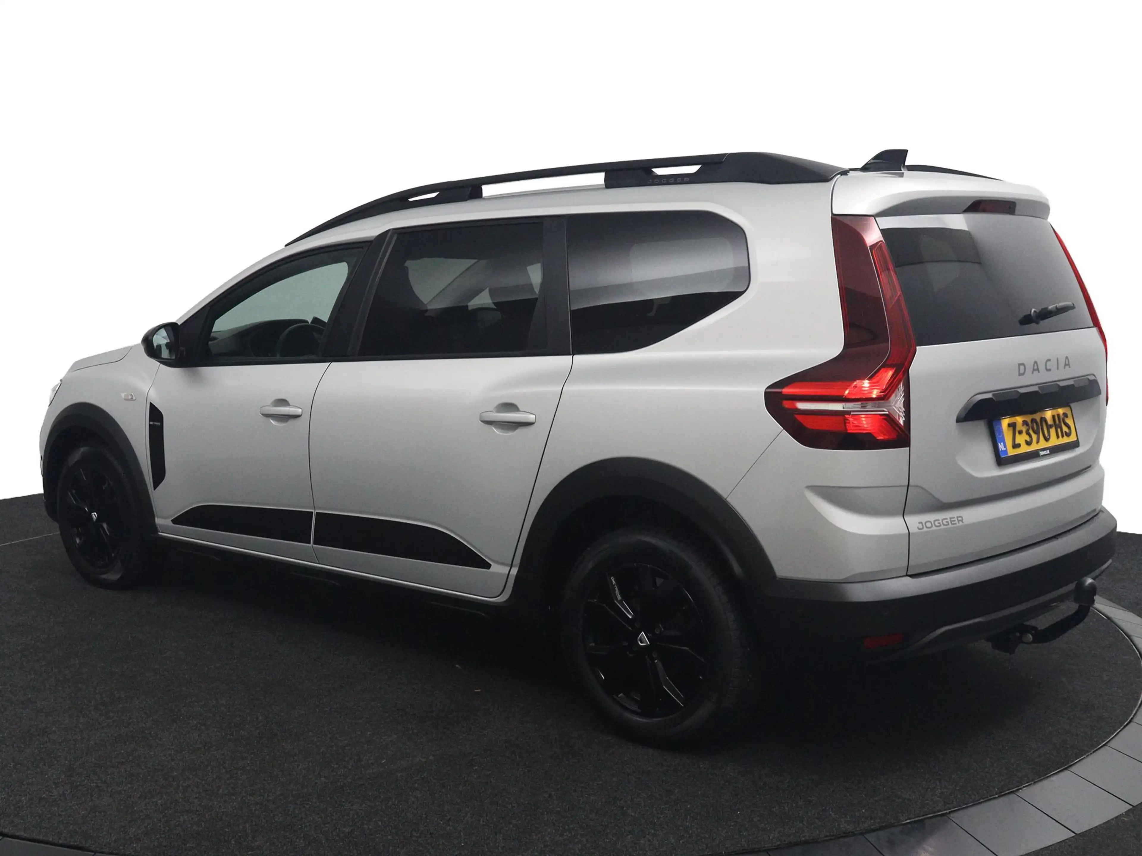 Dacia Jogger TCe 90 Extreme 5p. | Trekhaak | Parkeercamera | — photo 3