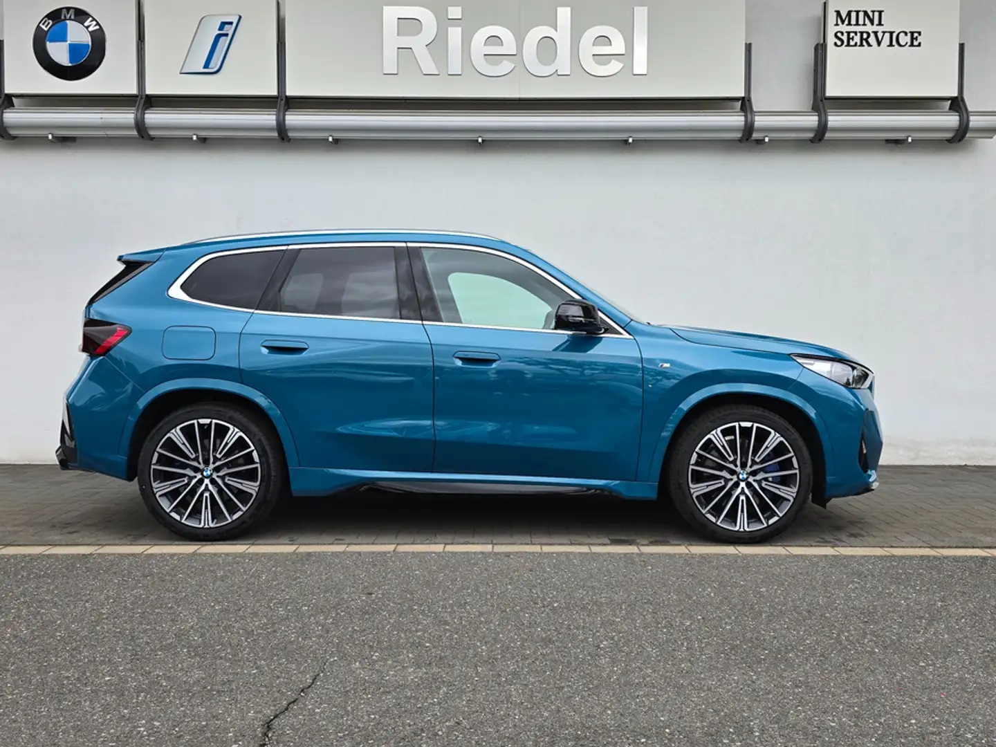BMW X1 M35i xDrive Pano*Head-Up*AHK*Memory vorn*h/k* Blau - 2