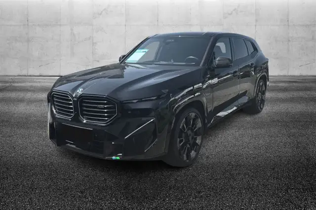 BMW XM