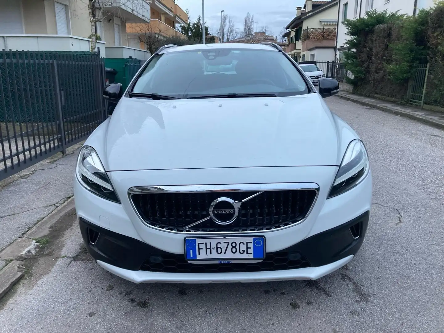 Volvo V40 Cross Country V40 Cross Country 2.0 d2 Momentum geartronic my17 Bianco - 1