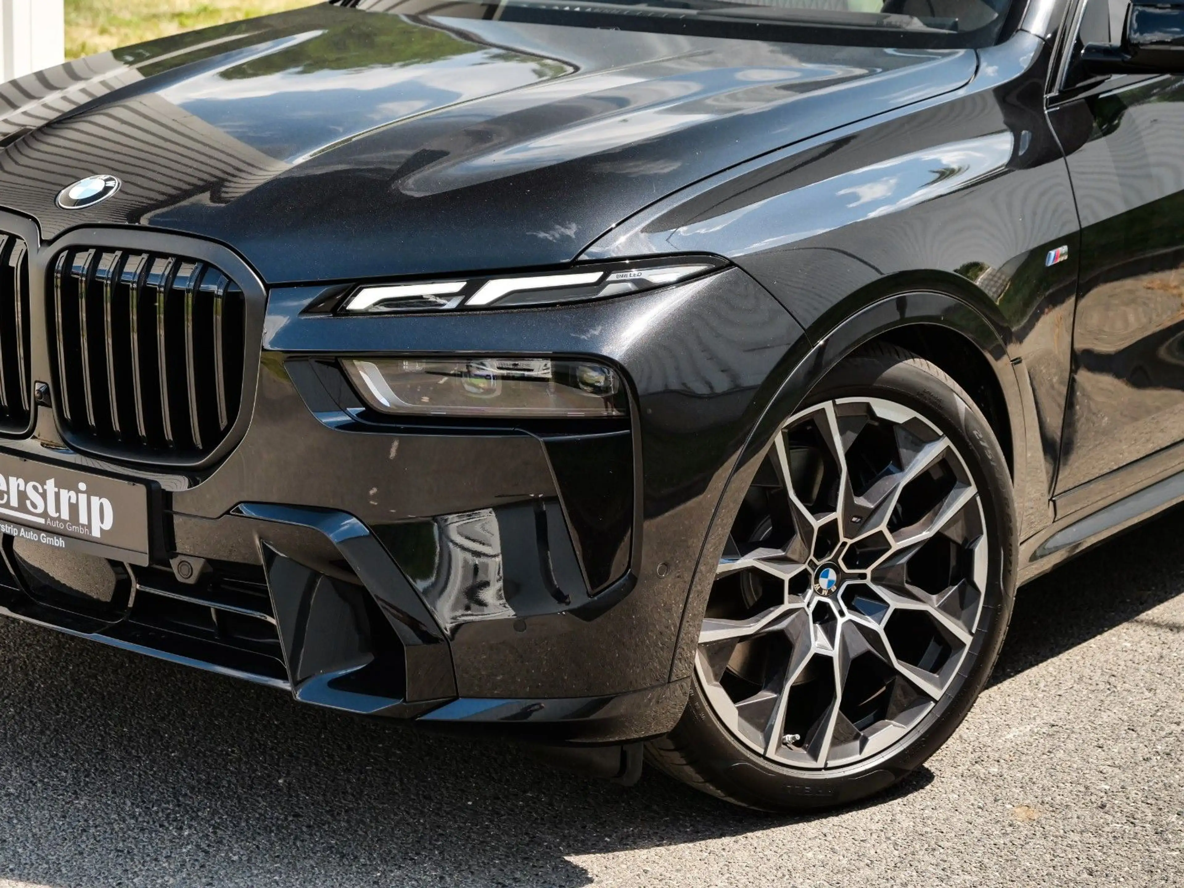 BMW X7 40d M SPORT.LUFTFE.PANO.DR.ASS.PRO.AHK.5/100 — photo 8