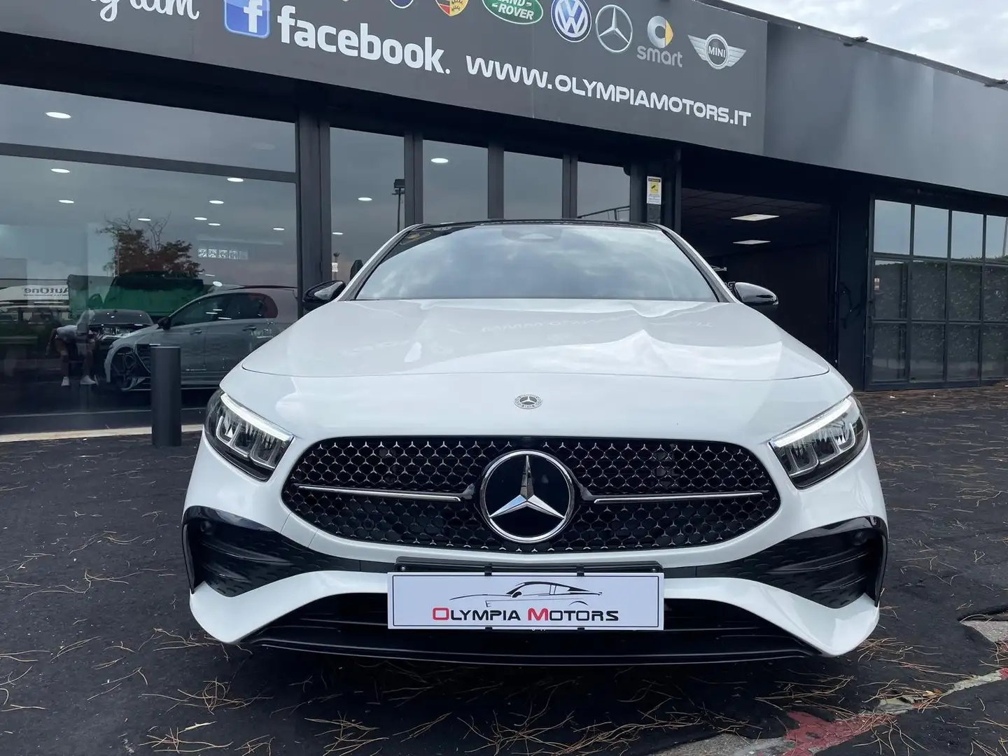 Mercedes-Benz A 200 AMG PREMIUM NAVI 18 TETTO KAMERA 64 COLORI Blanco - 2