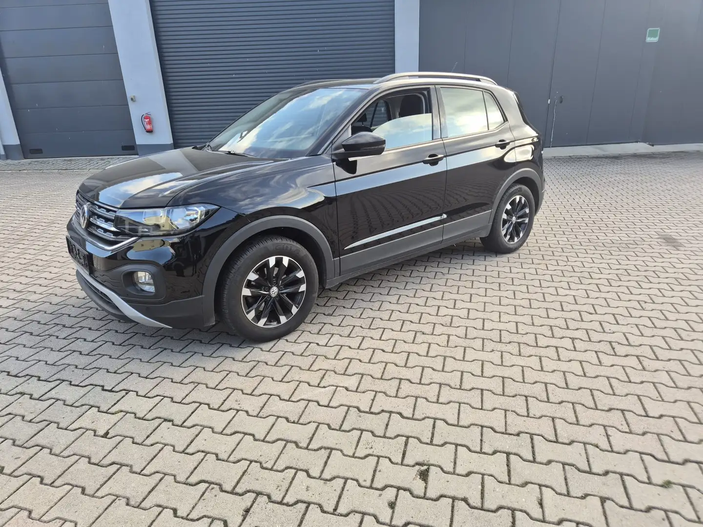Volkswagen T-Cross Life Black - 1