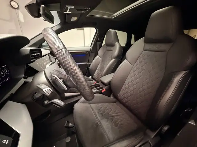 Audi RS3 view 10