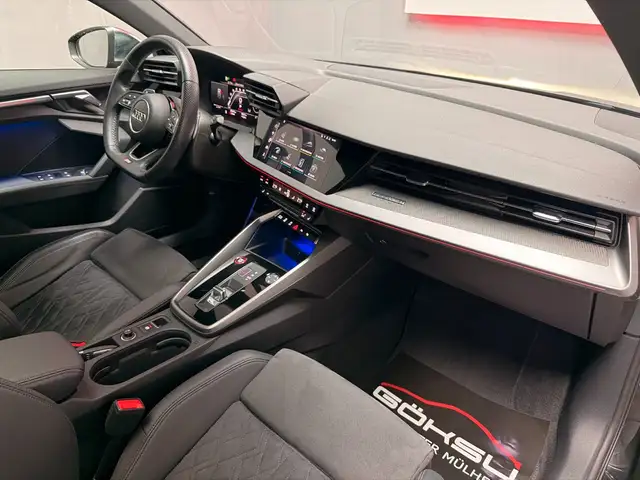 Audi RS3 view 12