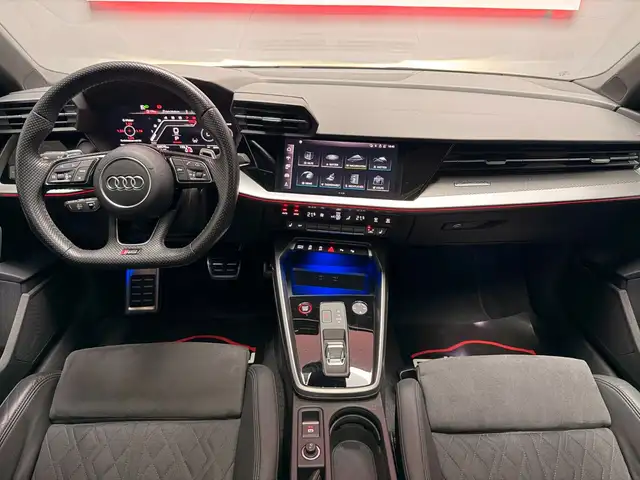 Audi RS3 view 11