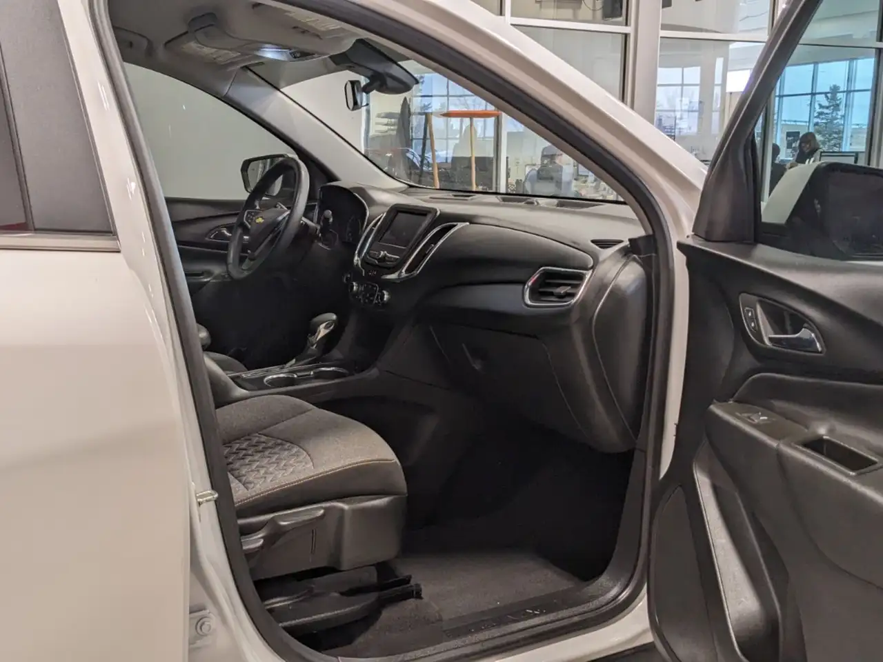 Chevrolet Equinox снимка Chevrolet Equinox
