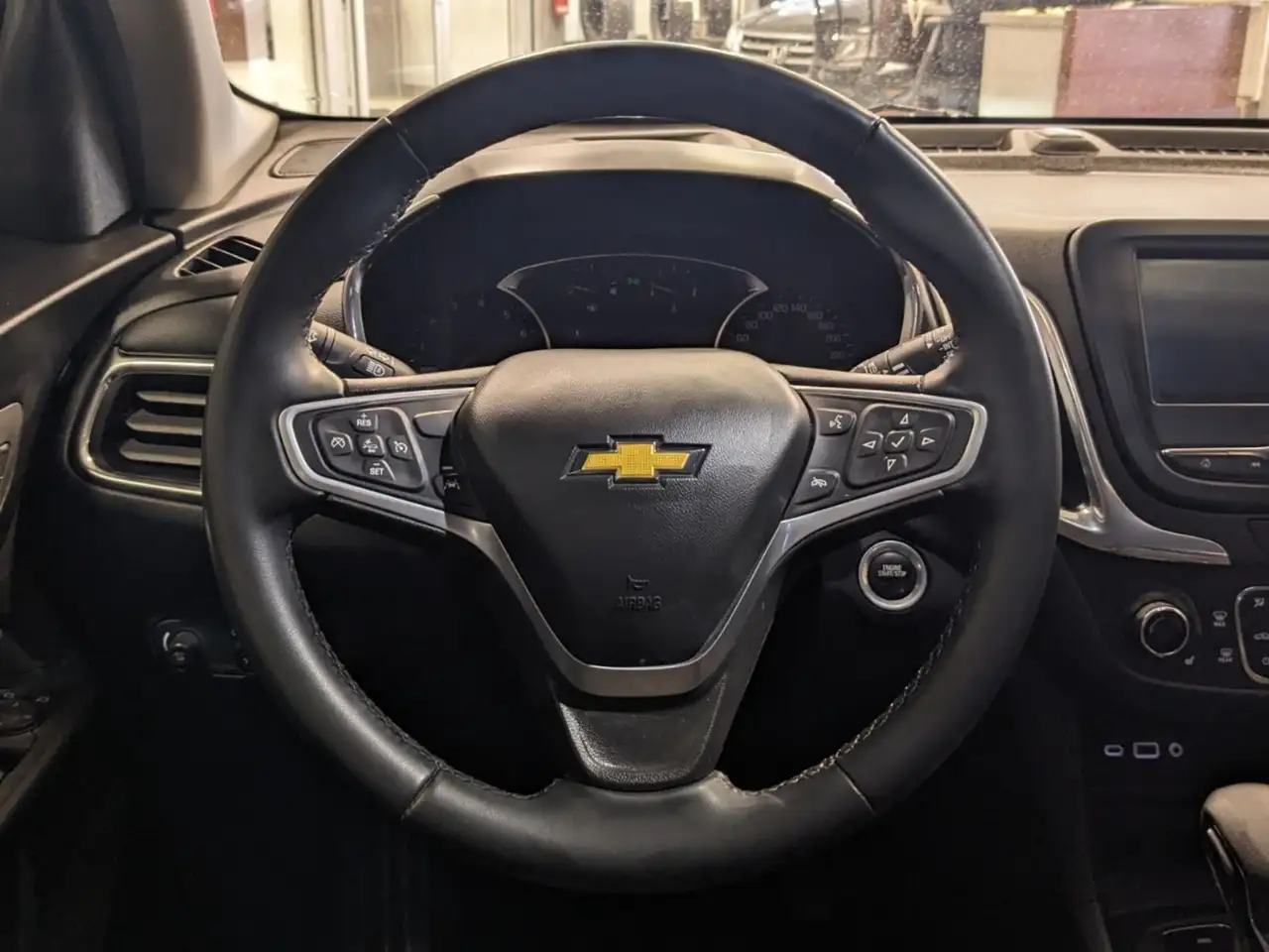 Chevrolet Equinox снимка Chevrolet Equinox