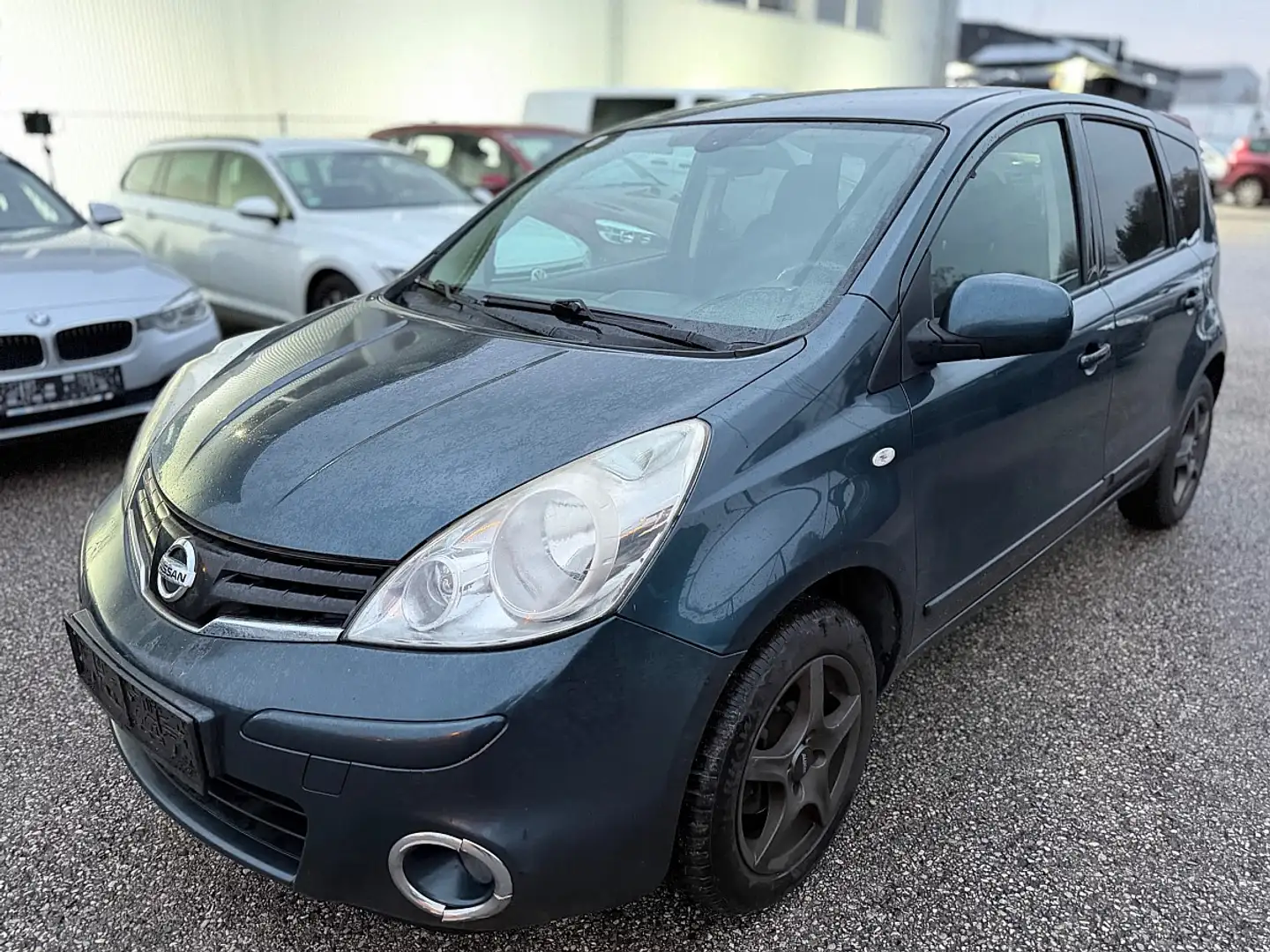 Nissan Note Blau - 1