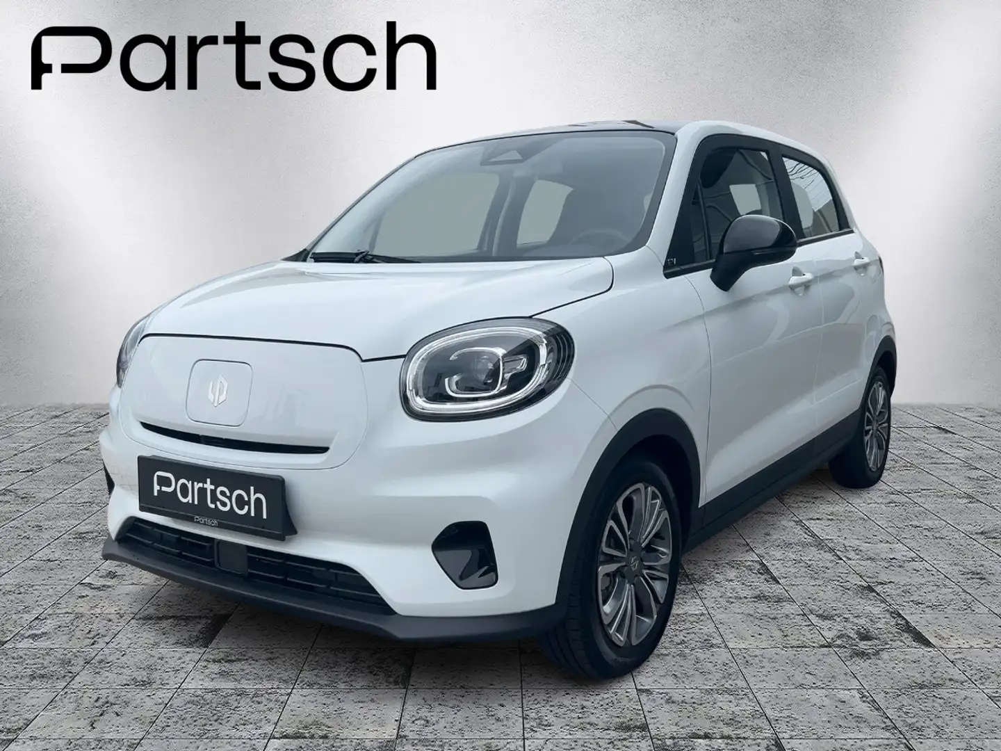 Leapmotor T03 bei Finanz.& Versicherung Blanc - 1