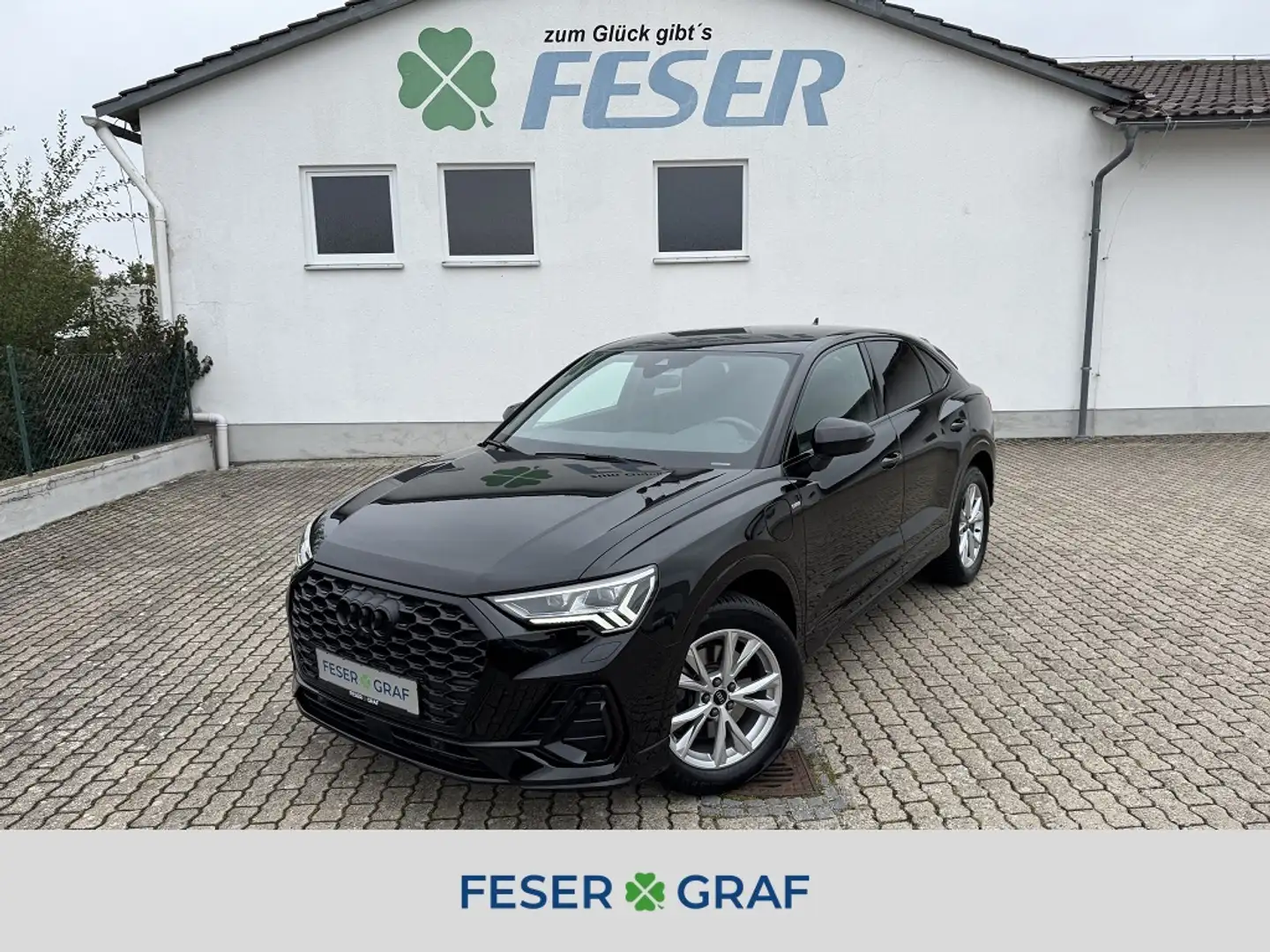 Audi Q3 Spb. S line 45 TFSIe S-tr. 360° eHECK MATRIX Zwart - 1