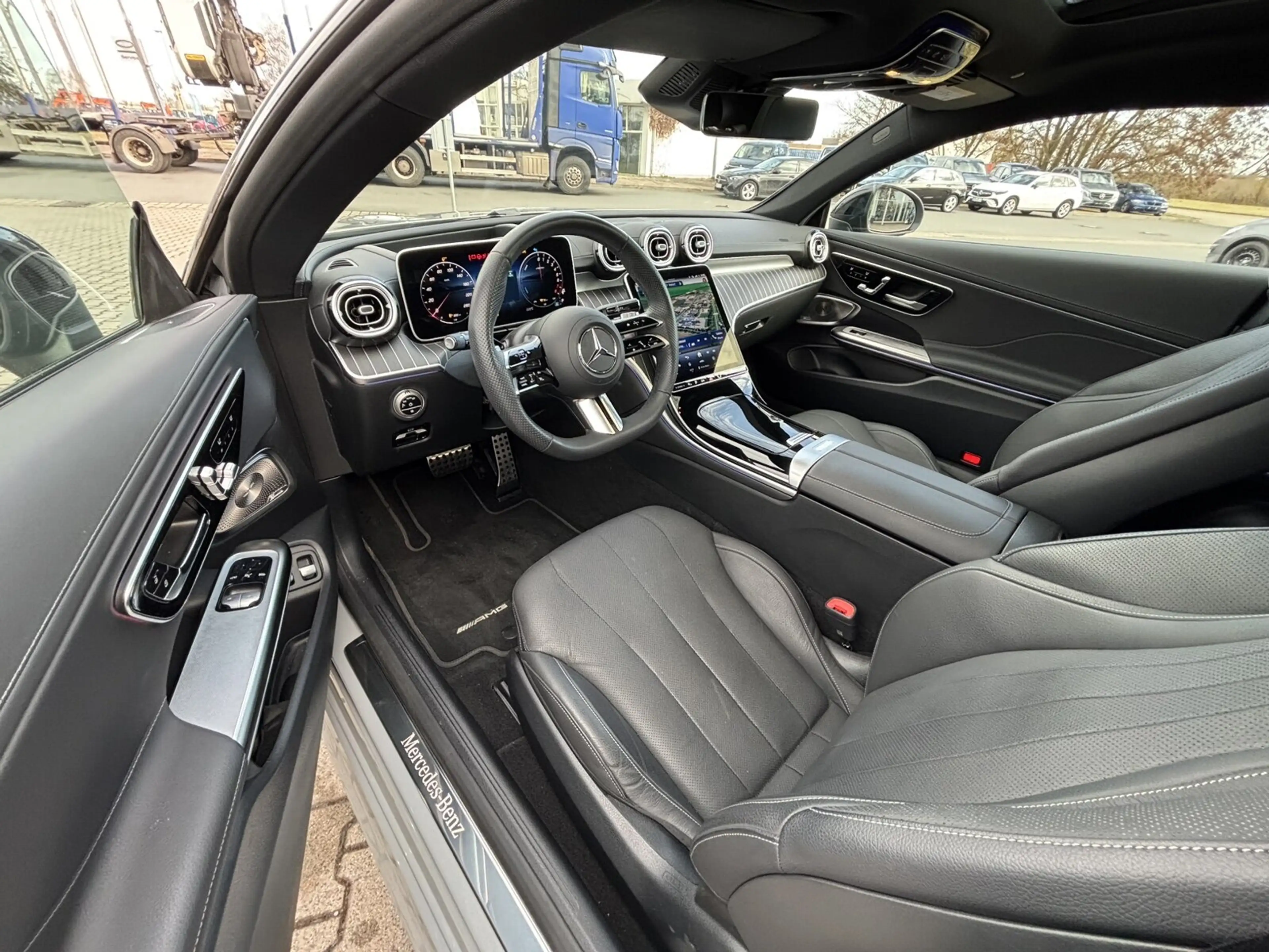 Mercedes-Benz CLE 300 CLE 300 e AMG-Premium-Plus+Night+Burm+Sitzklima+ — photo 13