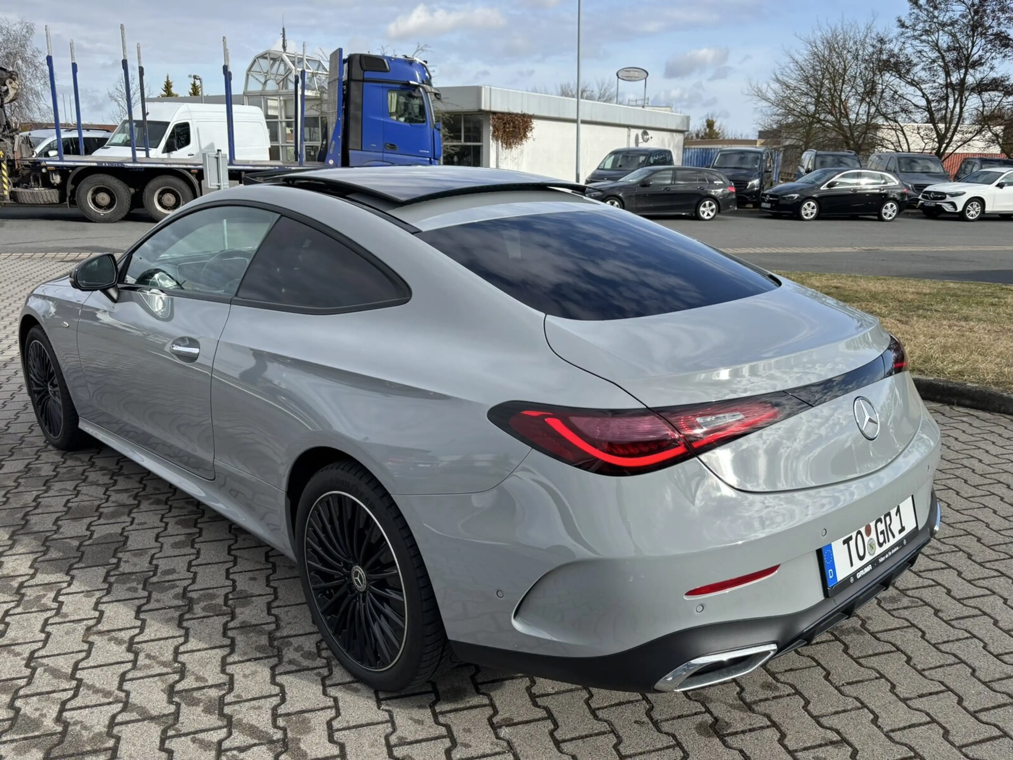 Mercedes-Benz CLE 300 CLE 300 e AMG-Premium-Plus+Night+Burm+Sitzklima+ — photo 11