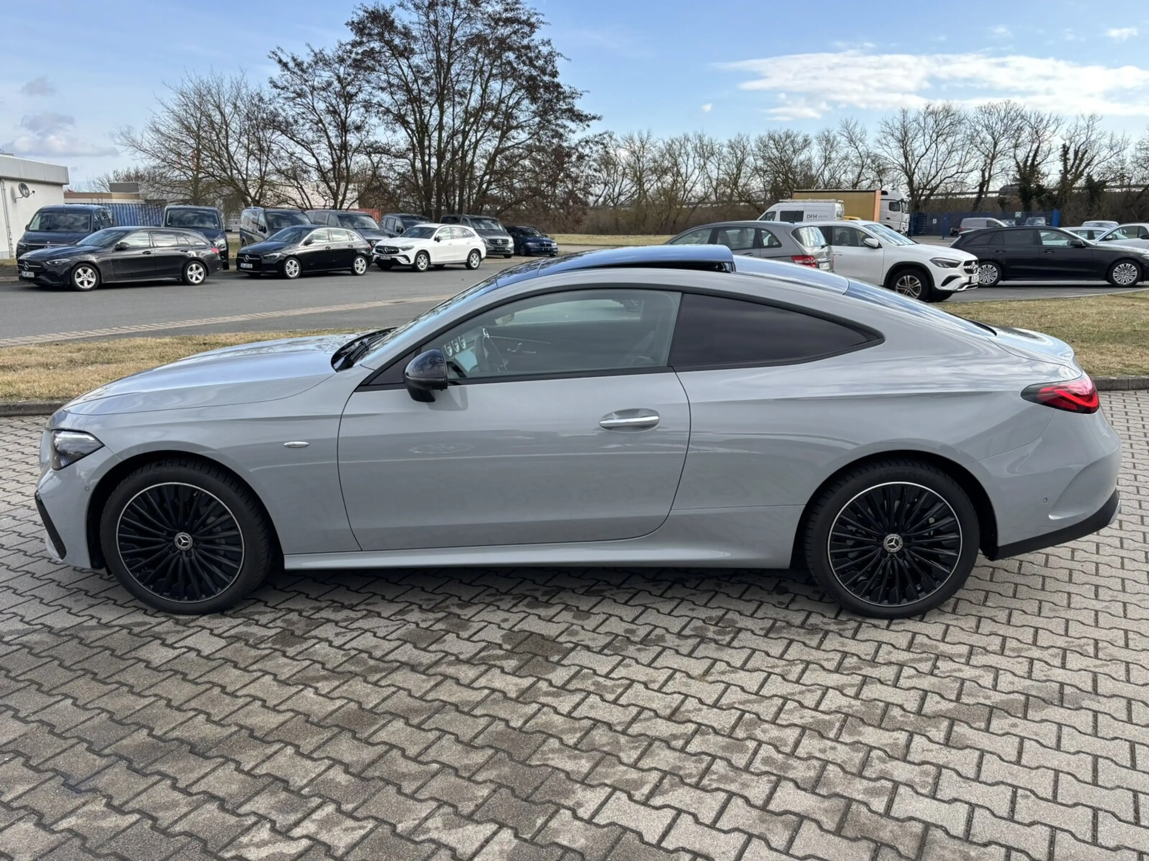 Mercedes-Benz CLE 300 CLE 300 e AMG-Premium-Plus+Night+Burm+Sitzklima+ — photo 8