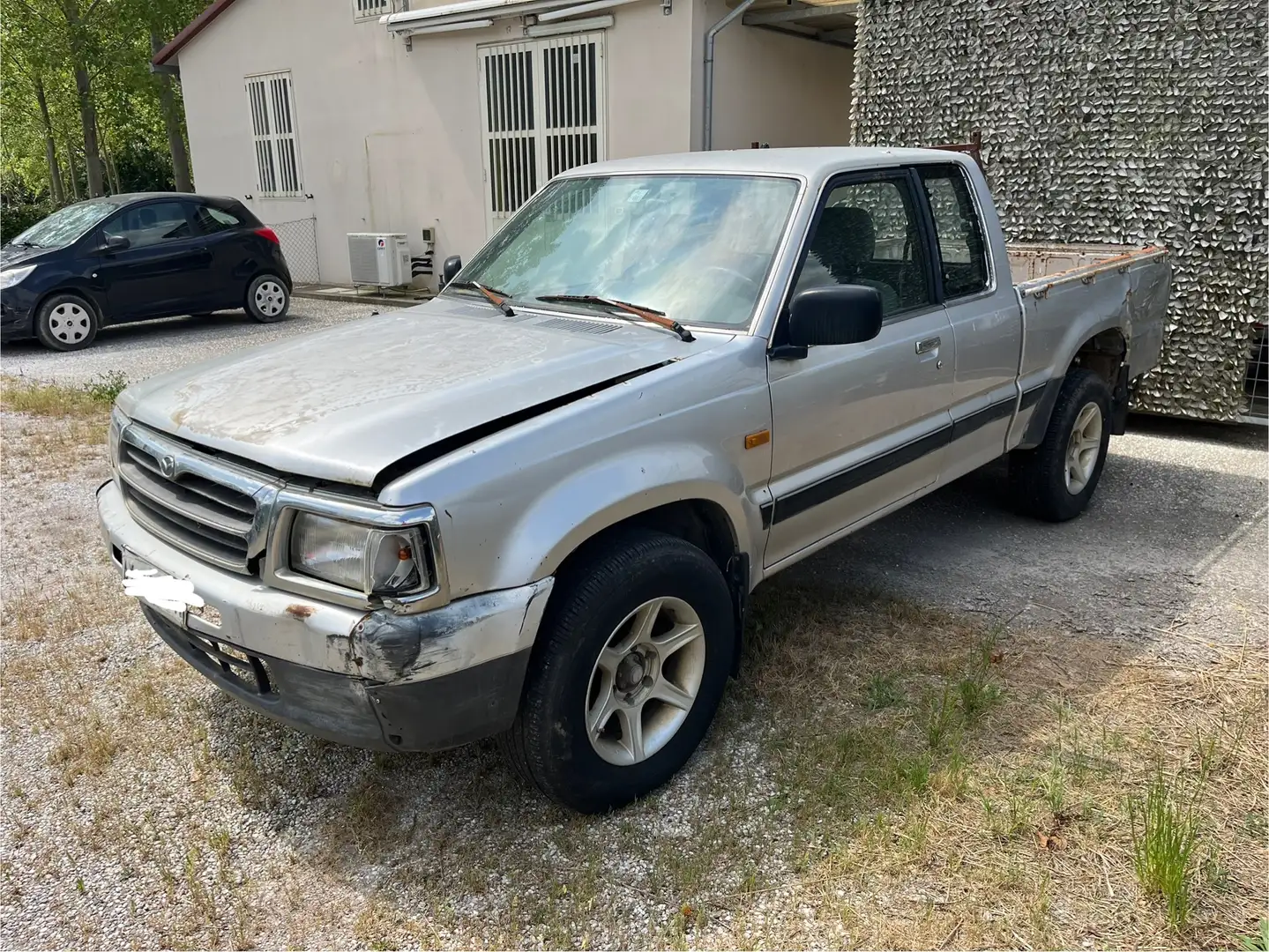 Mazda Pick Up Cab Plus 2.5 DX Gris - 1