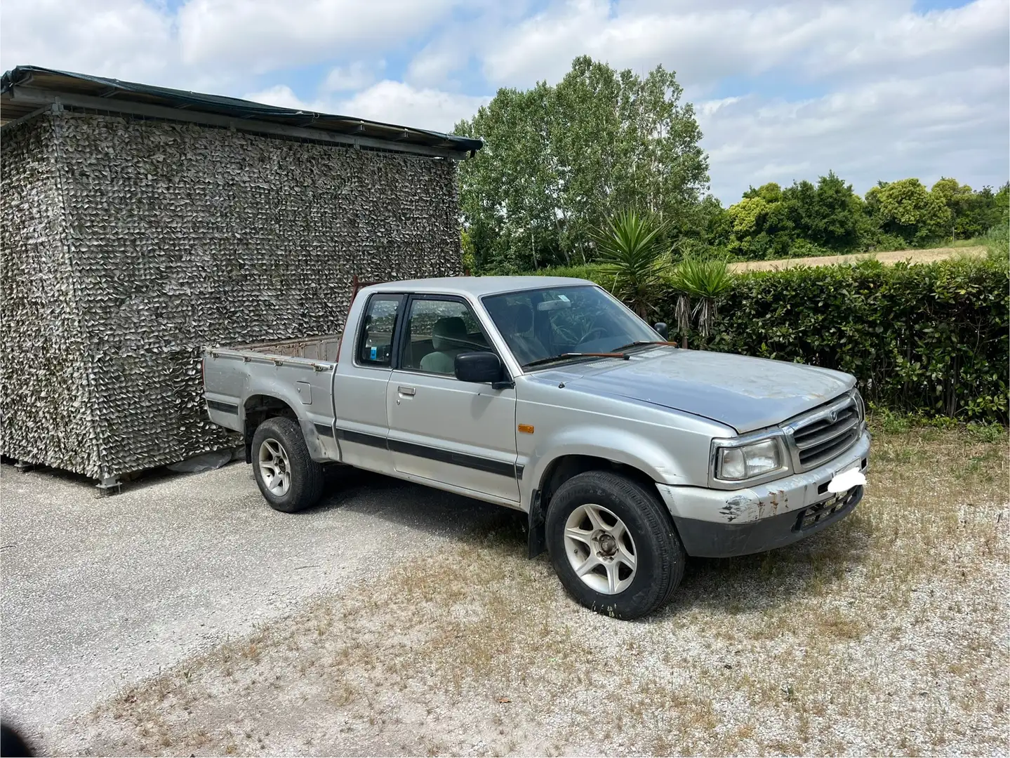 Mazda Pick Up Cab Plus 2.5 DX Gris - 2