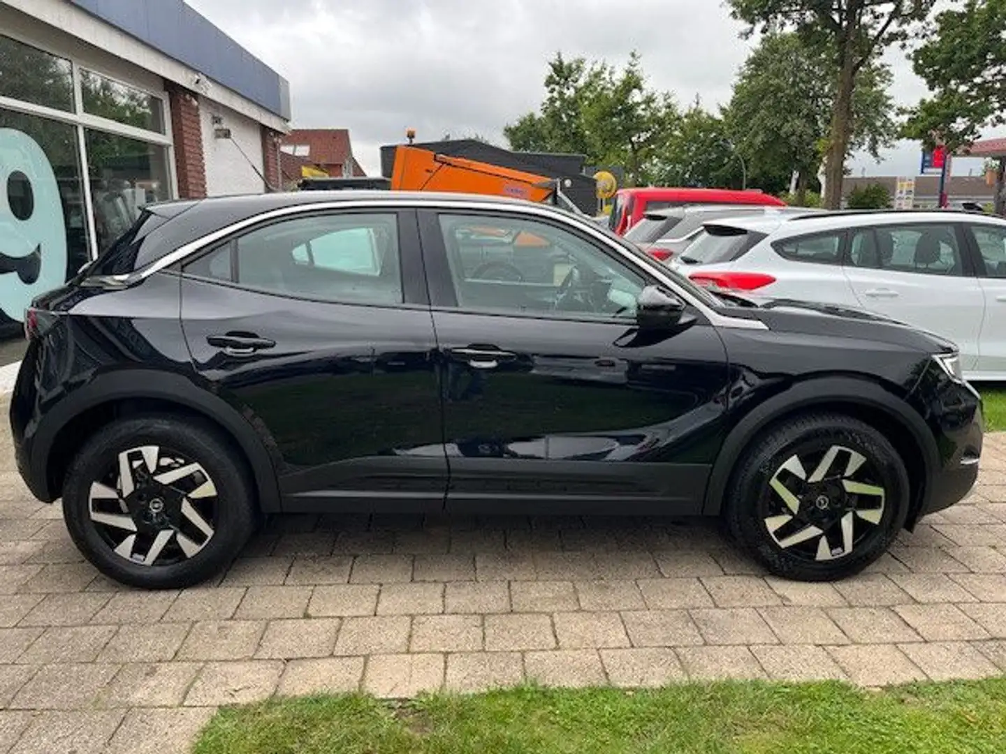 Opel Mokka Busi. Elegance LEDER NAVI MARIX AHK Negro - 2