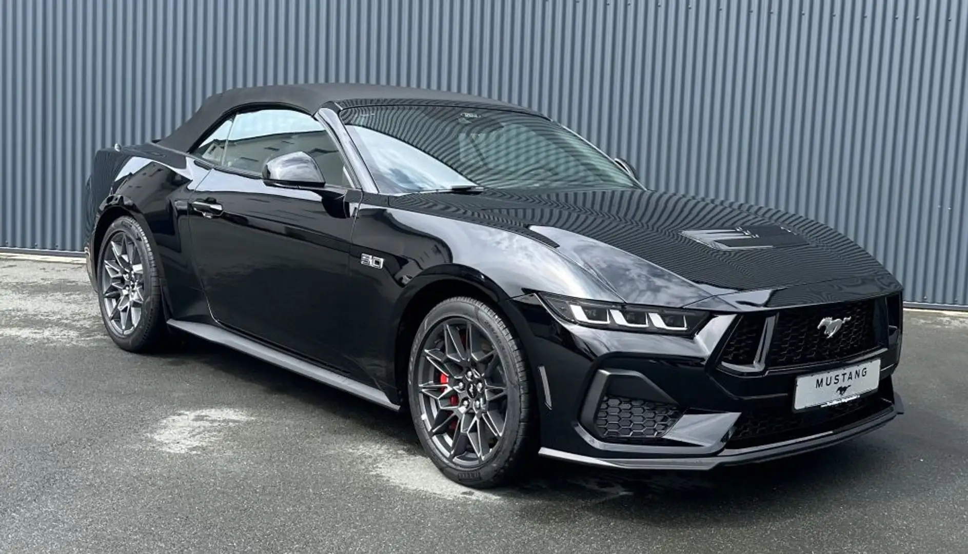 Ford Mustang Convertible 5.0 Ti-VCT V8 GT Schwarz - 1