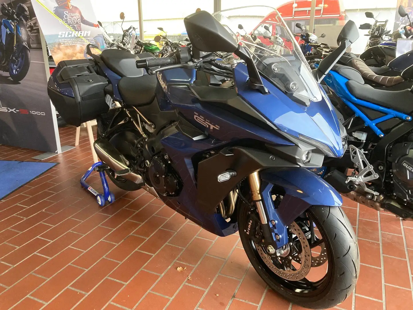 Suzuki GSX S 1000GT Travel Blau - 1