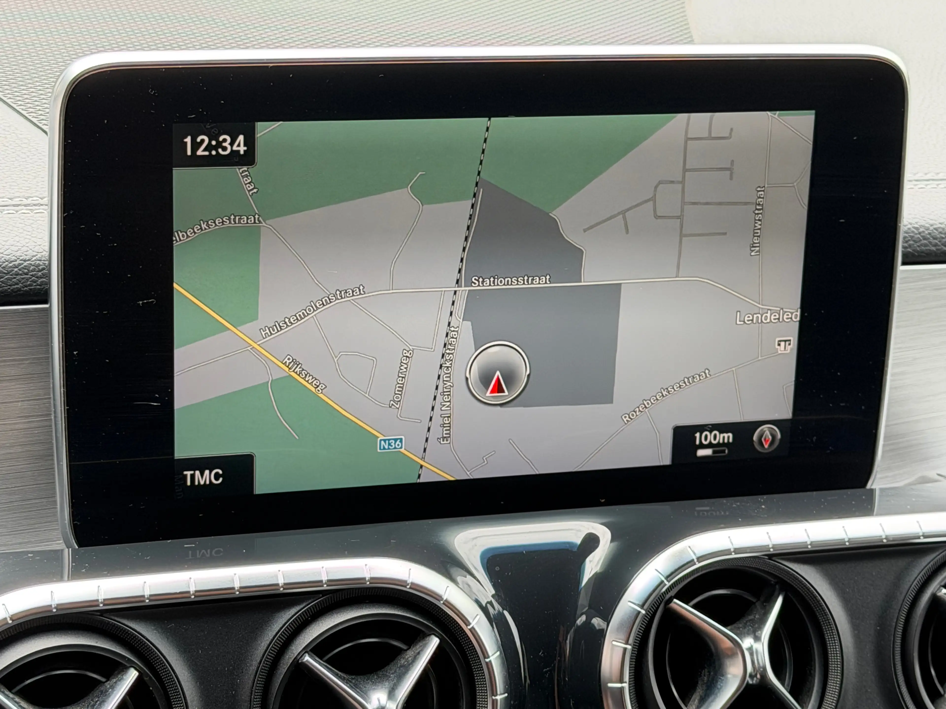 Mercedes-Benz X 350 d 4Matic Automaat Euro 6d/ 258pk/ Trekhaak 3500kg/ € 32.223 + BTW — photo 14