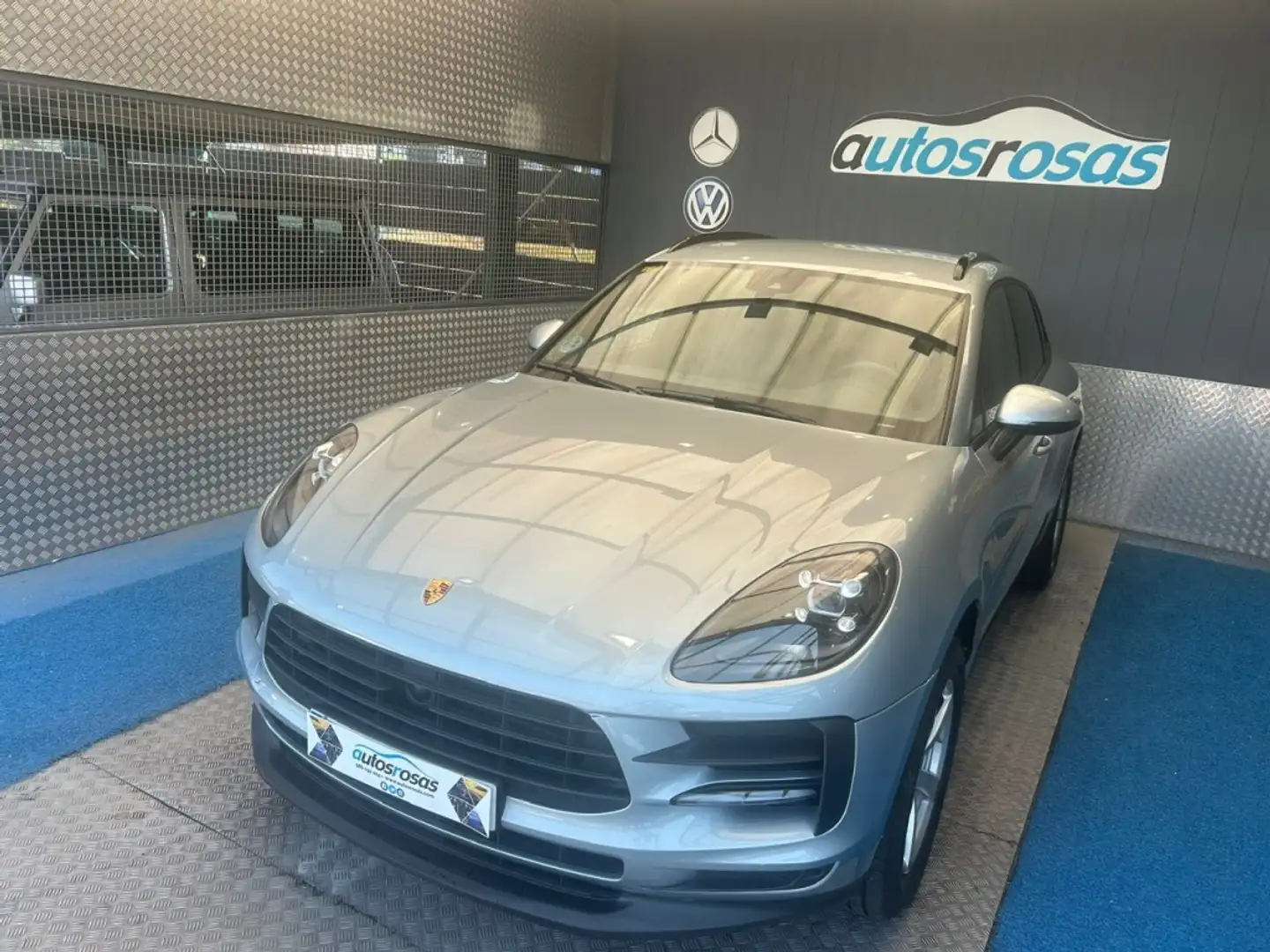 Porsche Macan Aut. Gris - 1