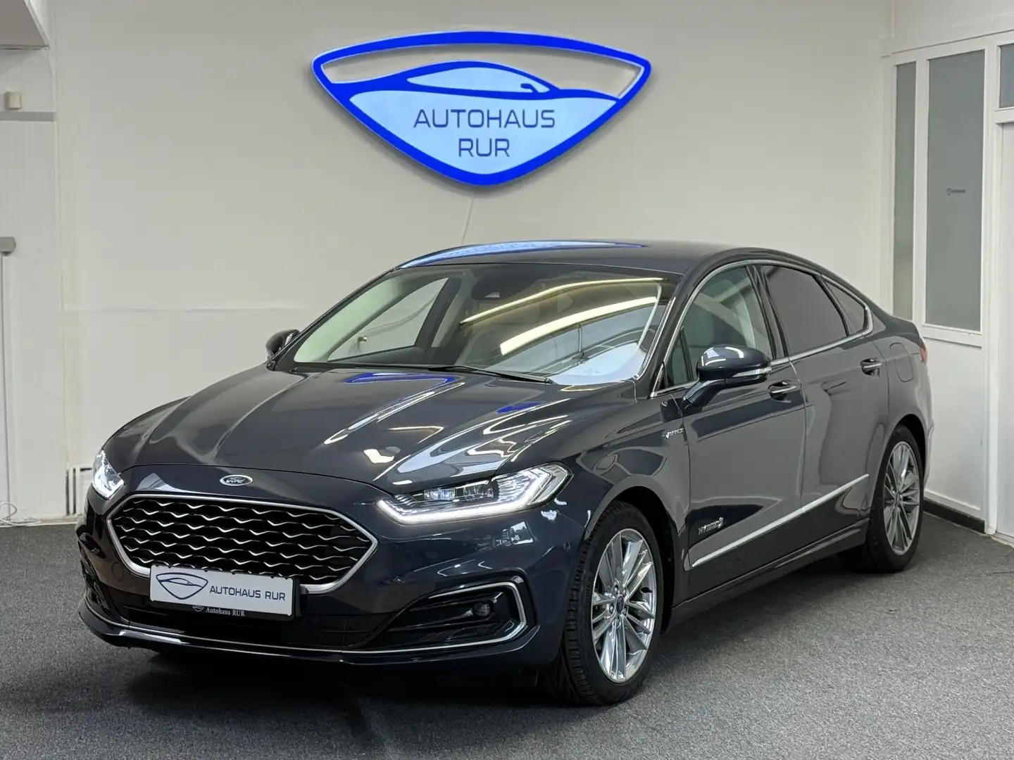 Ford Mondeo Lim. Hybrid Vignale/1TE HAND/59TKM/AUTOM. Gris - 1