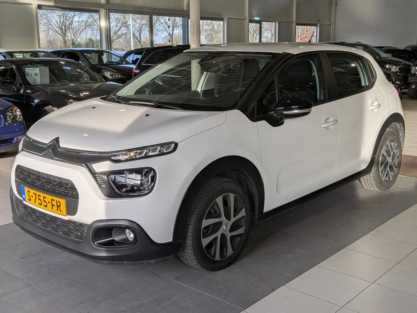 Citroen C3 1.2 PureTech Live Airco, Cruise Control, Stuurbekr Blanc - 2