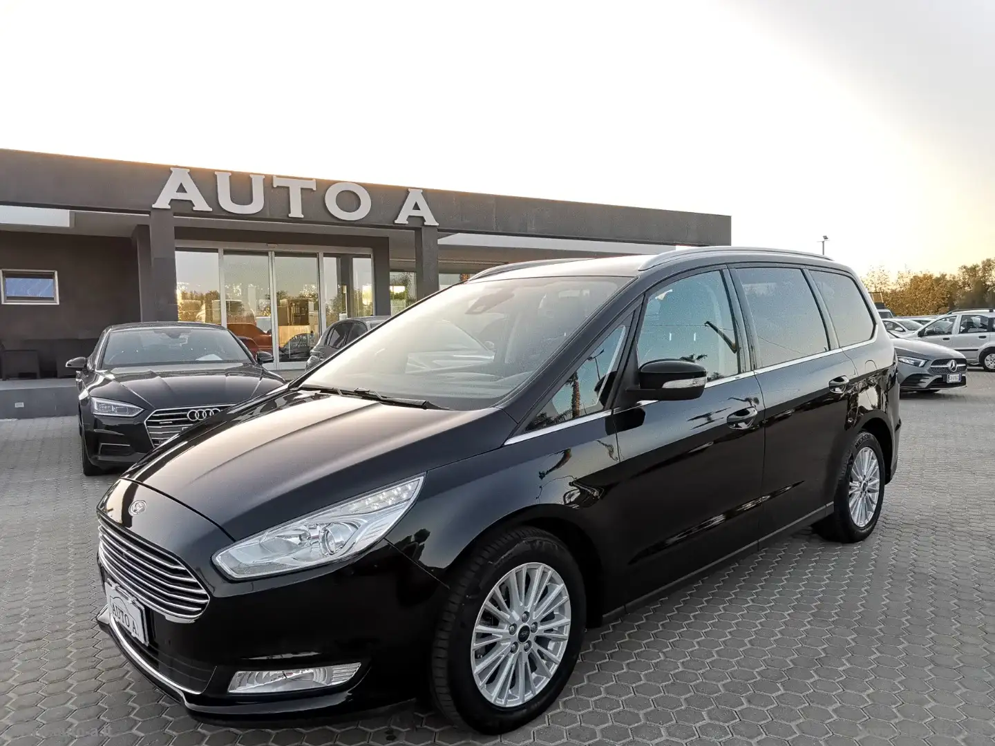 Ford Galaxy GALAXY 2.0 TDCi 180 CV S&S POWERSHIFT TITANIUM 7 P Černá - 1