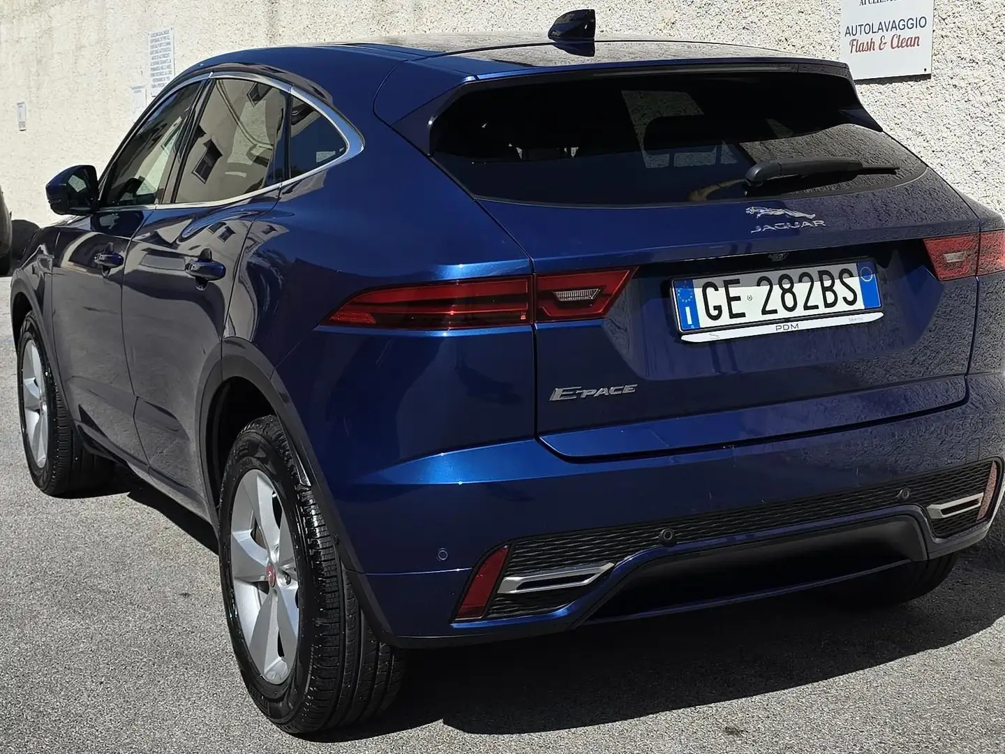 Jaguar E-Pace E-Pace 2021 2.0d mhev R-Dynamic S awd 163cv auto Blu/Azzurro - 1