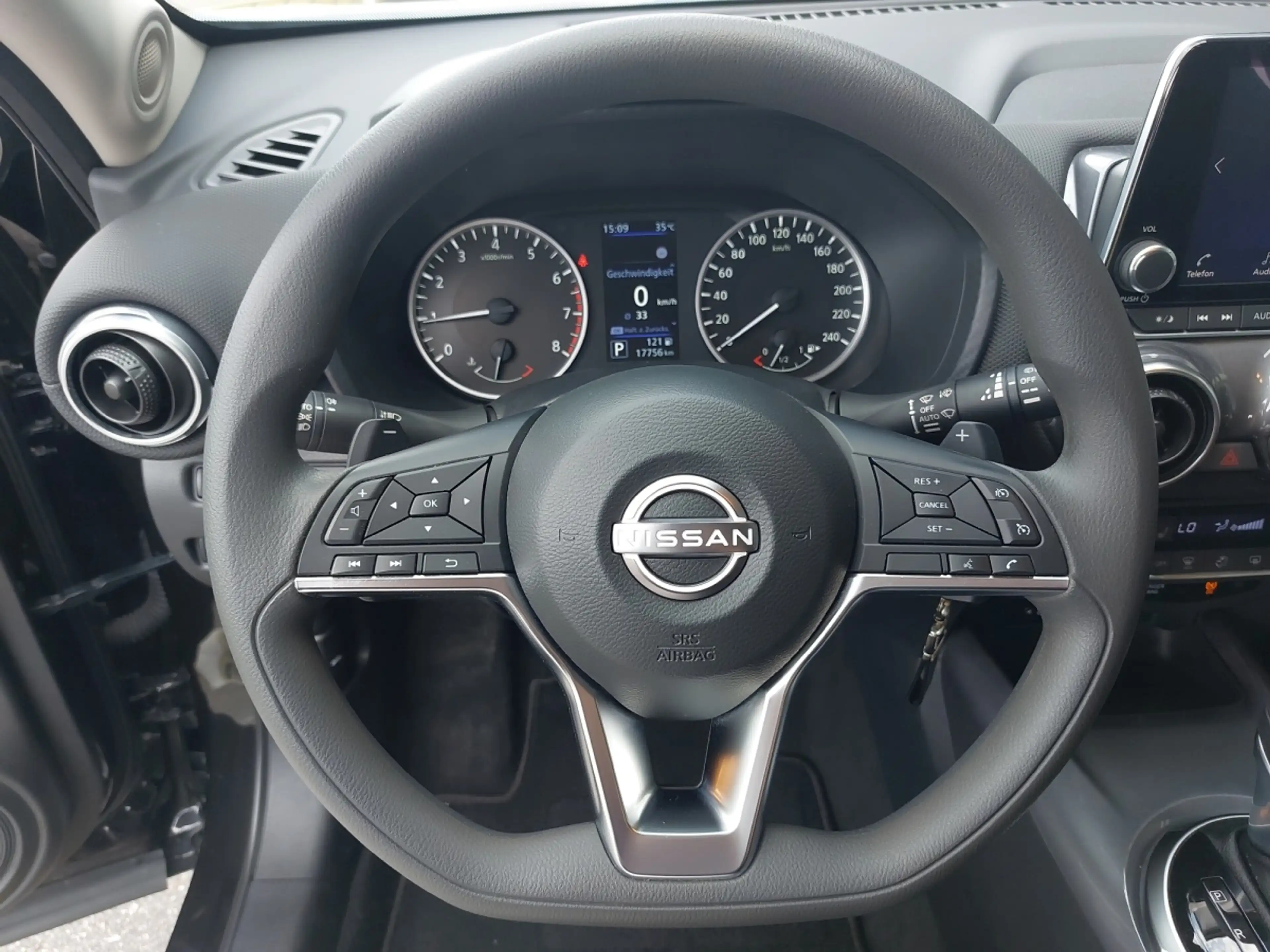 Nissan Juke 1.0 DIG-T Acenta DCT Aut. — photo 13