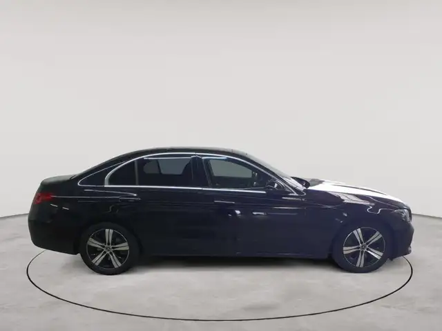 Mercedes-Benz C-Class view 3
