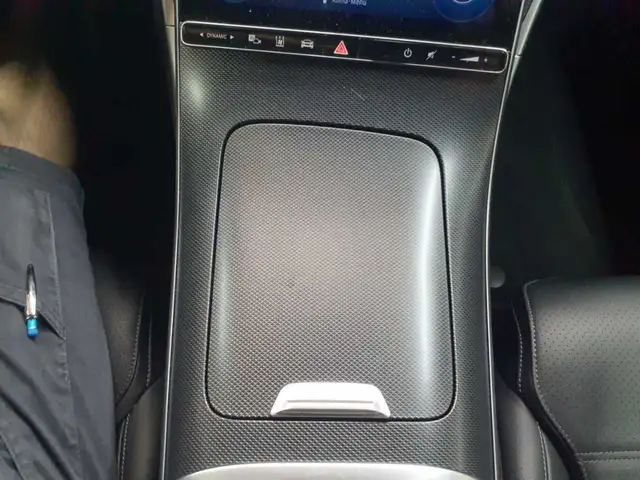 Mercedes-Benz C-Class view 10