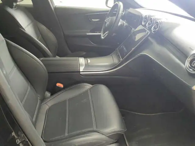 Mercedes-Benz C-Class view 8