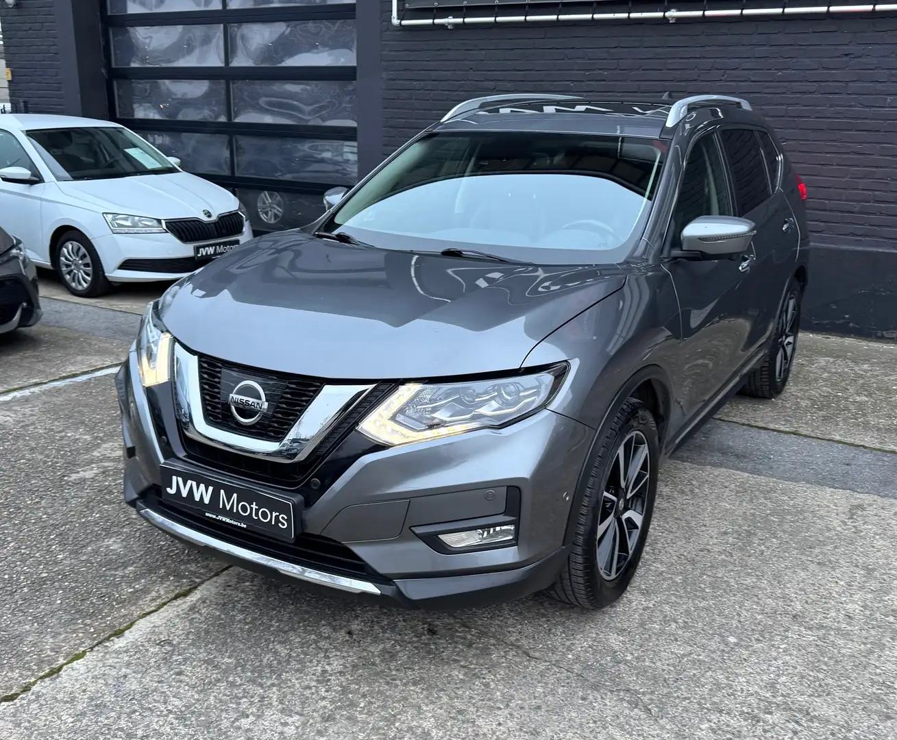 Nissan X-Trail 1.6 DIG-T * 73600km * Navigatie * Camera * Pano Серый - 1