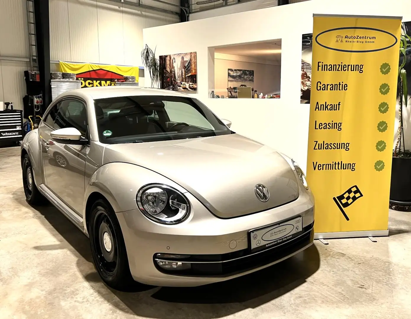 Volkswagen Beetle Design *NAVI*SITZHEIZUNG*KLIMAAUTOMATIK* Argintiu - 1