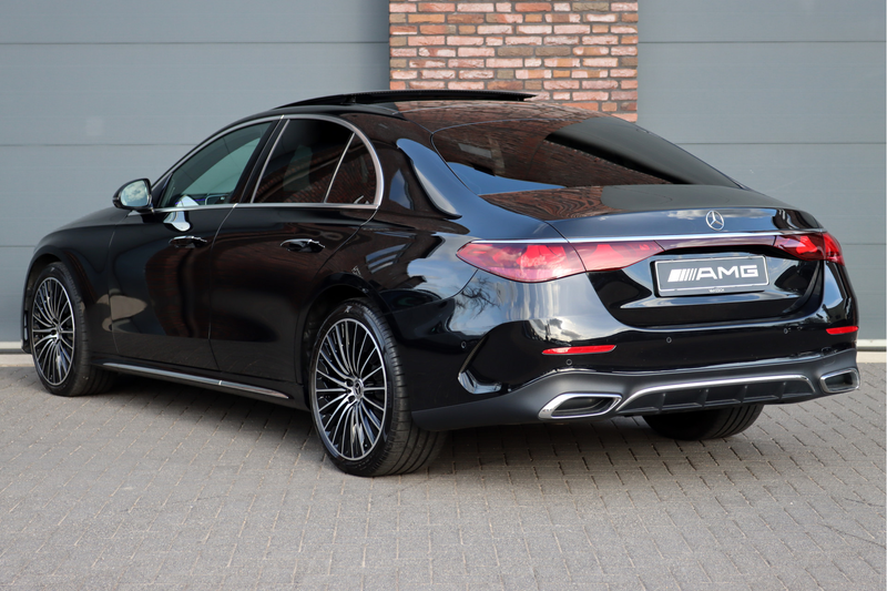 Mercedes-Benz E 450 d 4MATIC AMG Line | Hyperscreen | Luchtvering | Ac — photo 5