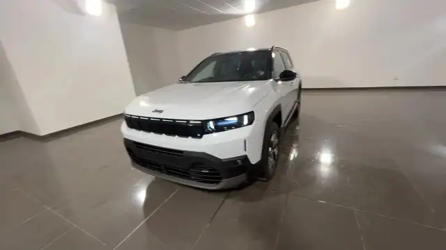 Jeep Compass main image