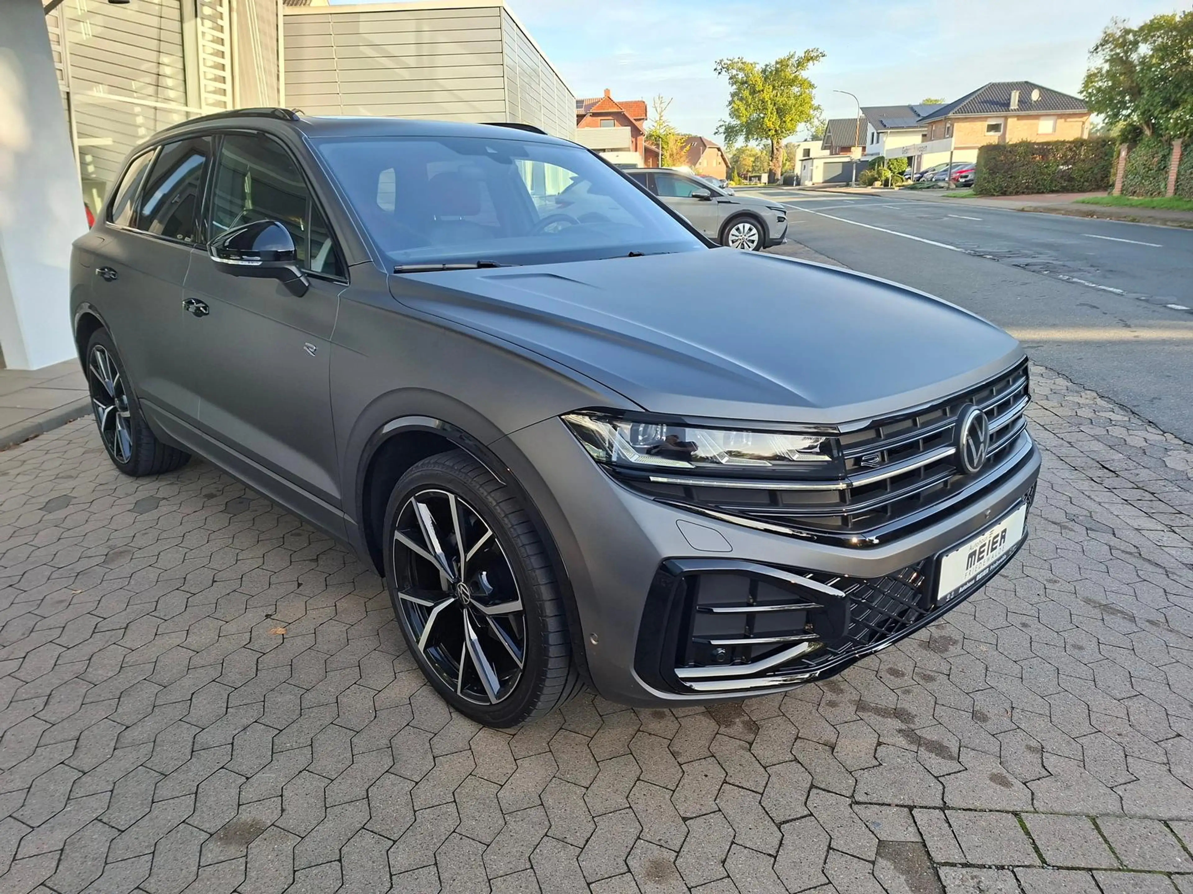 Volkswagen Touareg R-Line Final Edition Matrix HeadUp Matt — photo 4