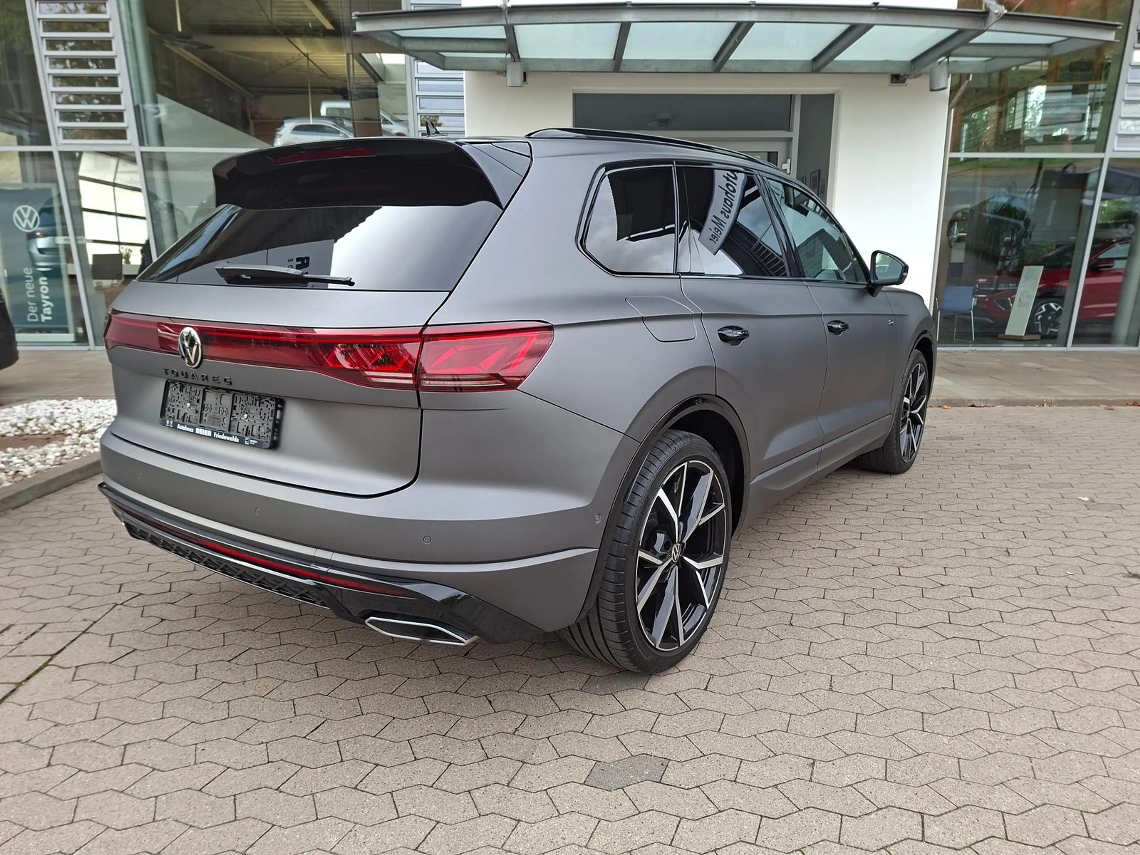 Volkswagen Touareg R-Line Final Edition Matrix HeadUp Matt — photo 6