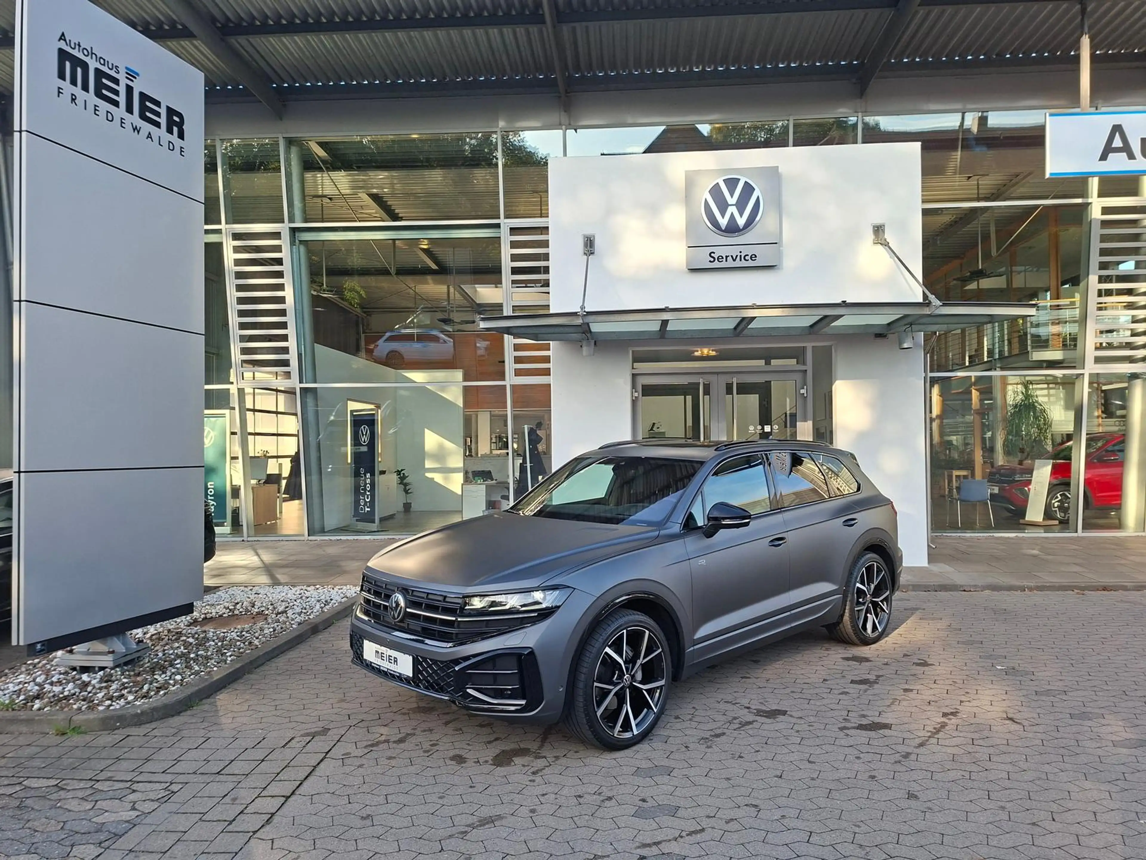 Volkswagen Touareg R-Line Final Edition Matrix HeadUp Matt — photo 2