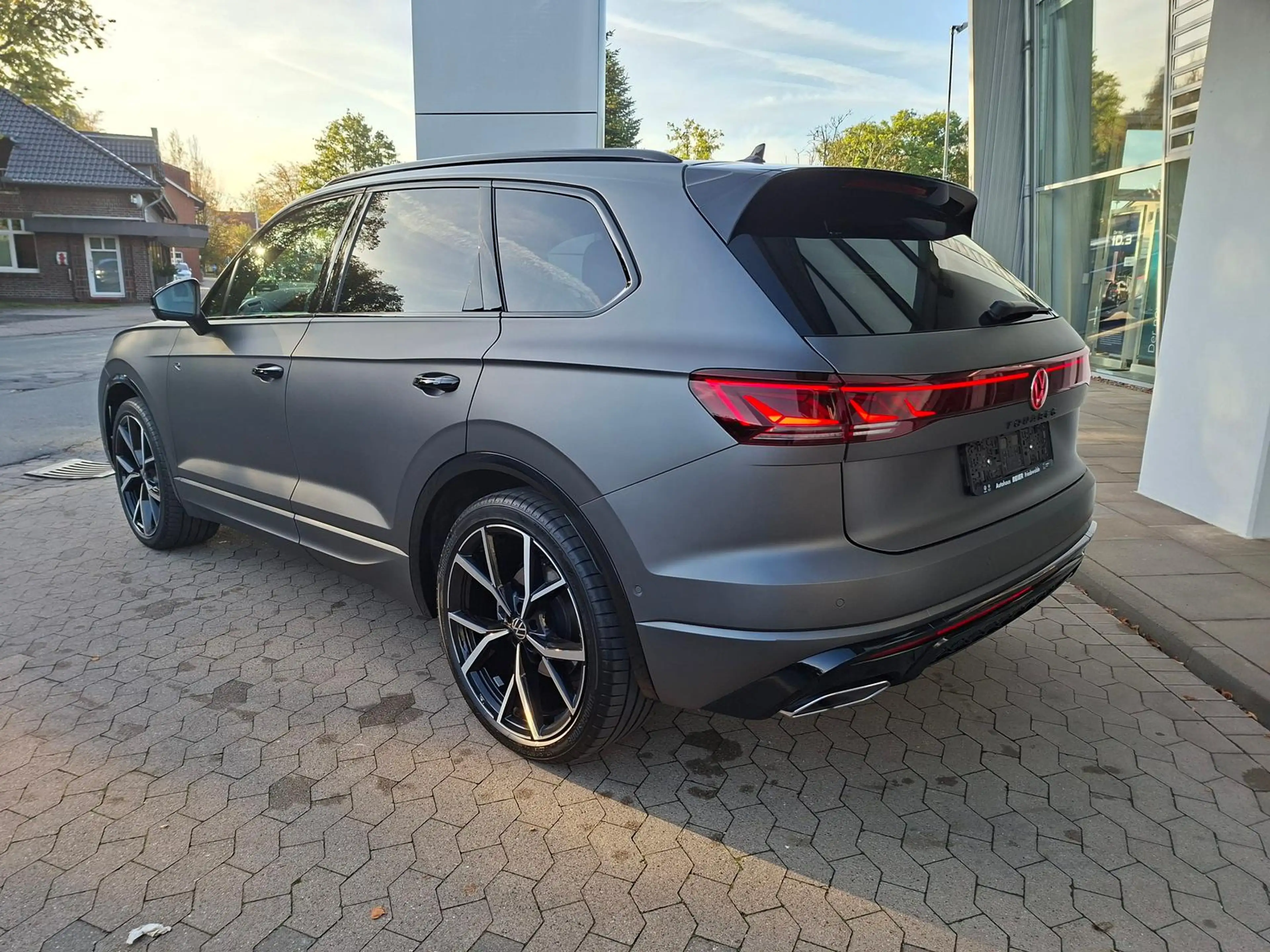 Volkswagen Touareg R-Line Final Edition Matrix HeadUp Matt — photo 9