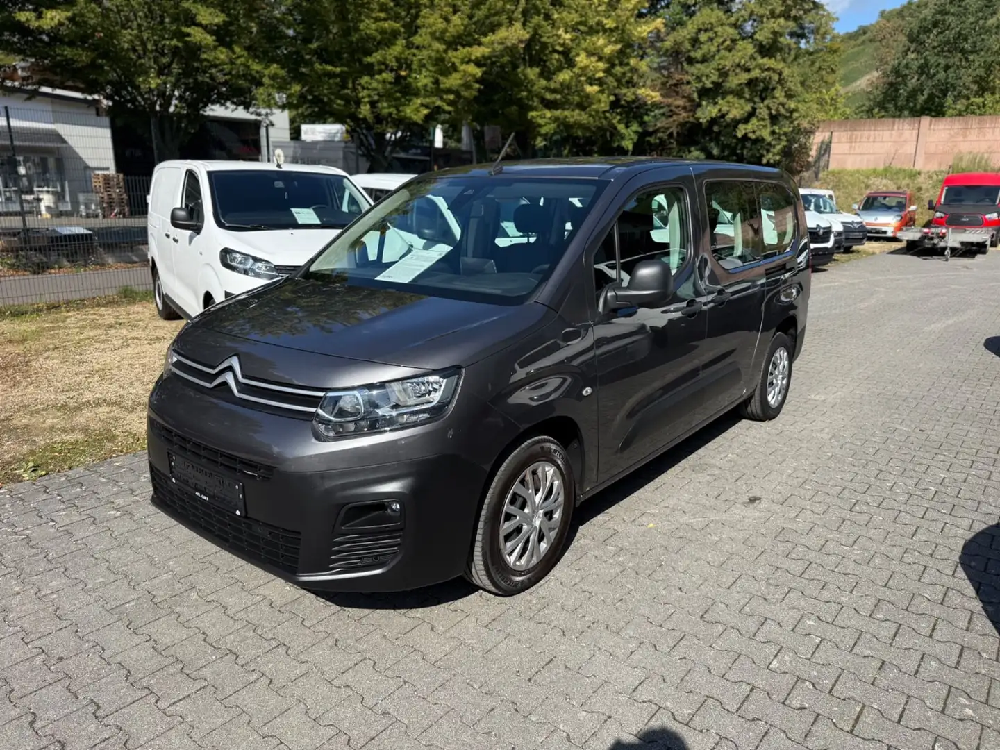 Citroen Berlingo Feel XL 1.Hd Hu/Insp Neu Gris - 1