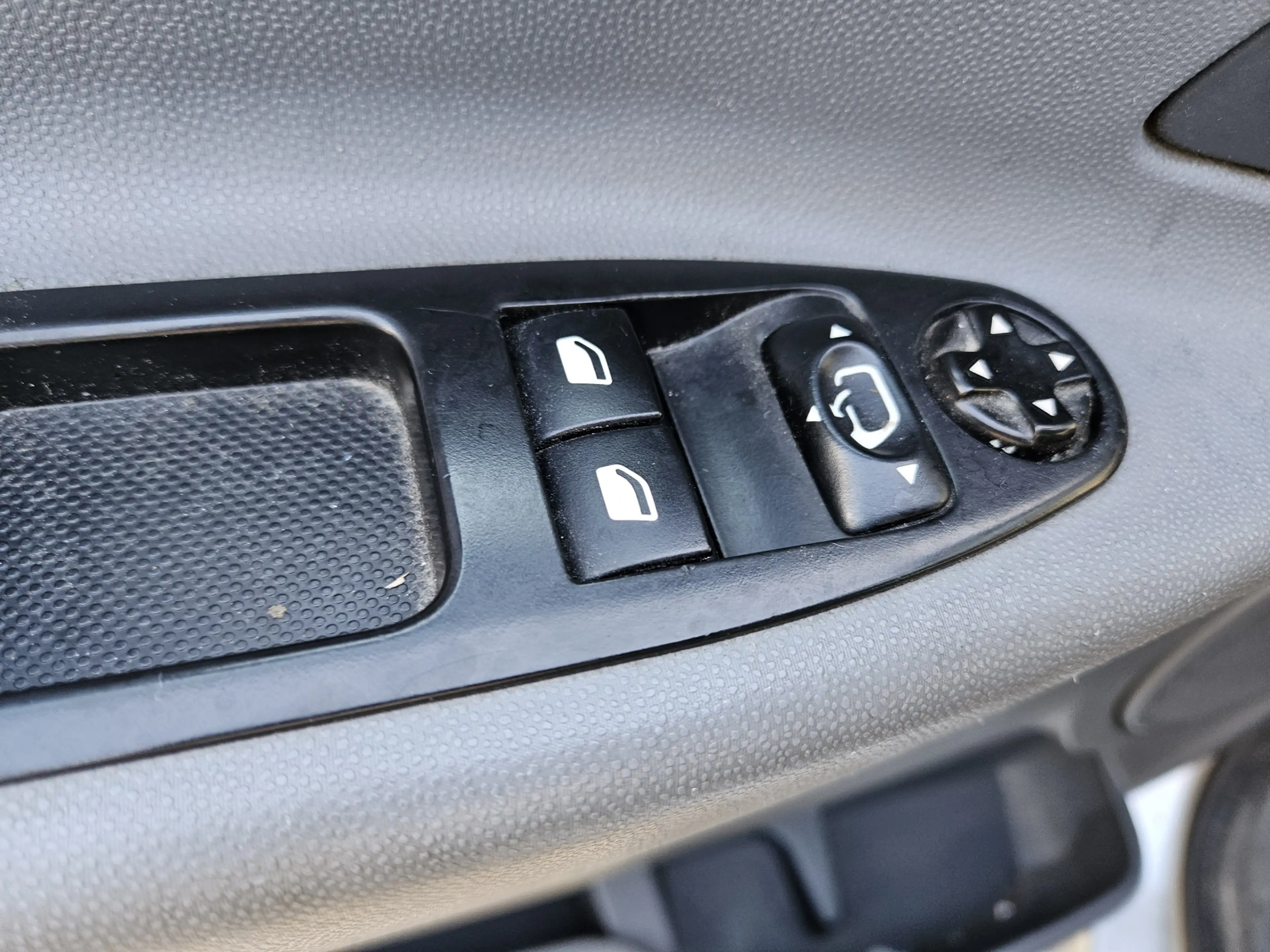 Fiat Scudo 12 2.0 MultiJet LH1 SX DC — photo 5