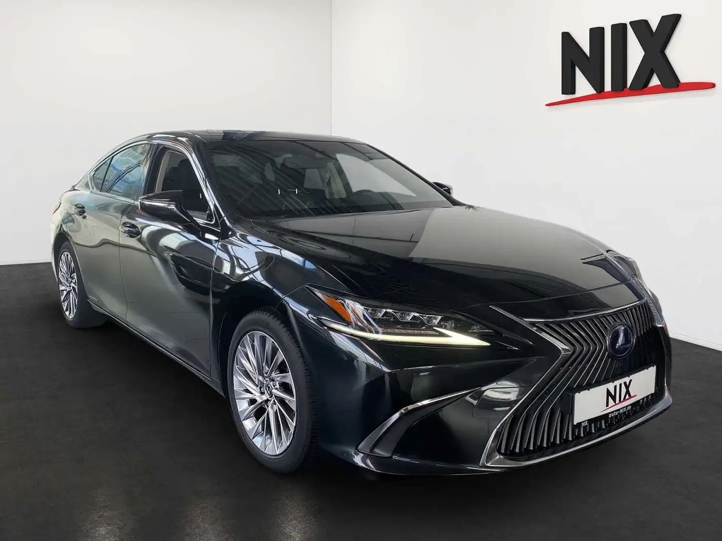 Lexus ES 300 h 2.5 Hybrid Luxury Line LED HUD Noir - 2