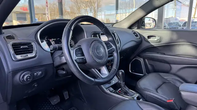 Jeep Compass view 7